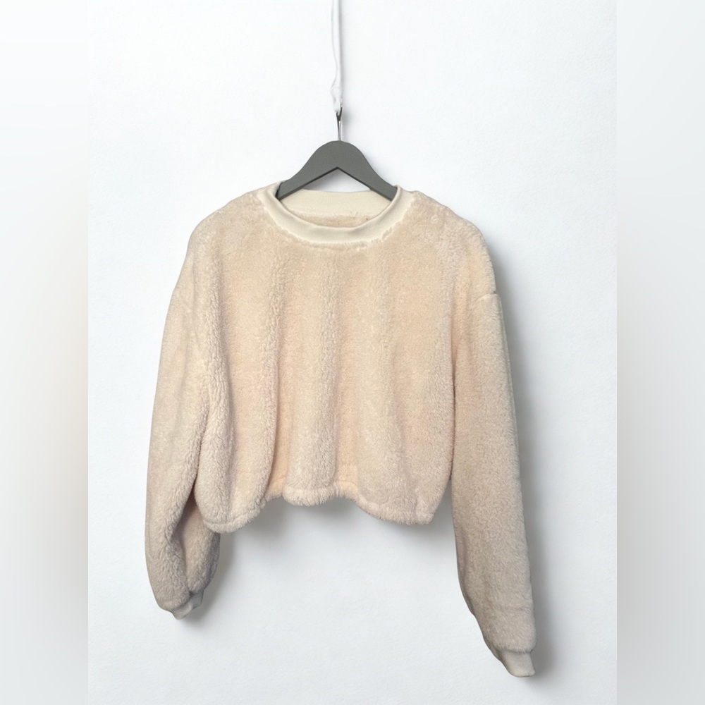 Apparis Cream Cropped Teddy Pullover Sweater  L/XL Soft girl